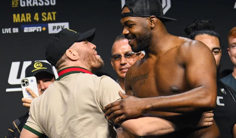 Jon Jones μαζί με Conor McGregor