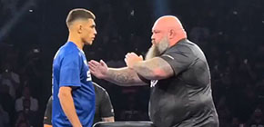 slap fight david goliath 00 small