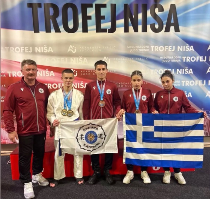 anna kesidi sakura katerinis 5