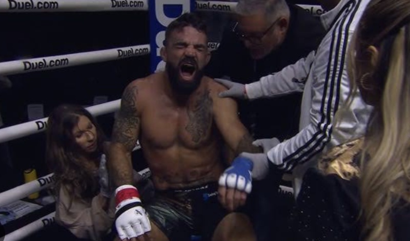 mike perry hand