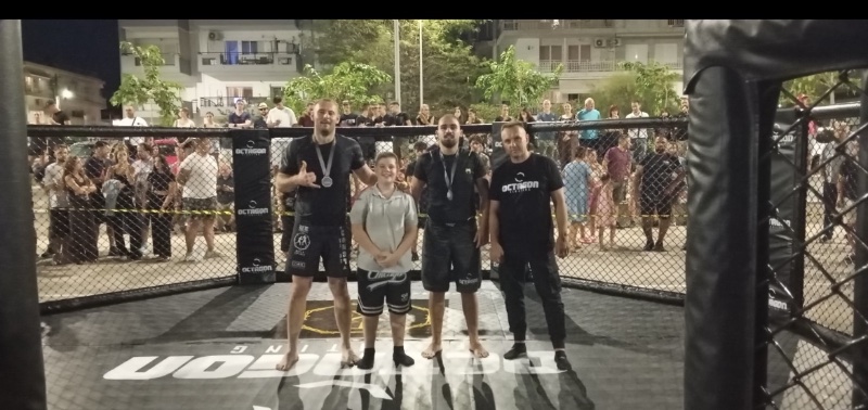 octagon fighting 432