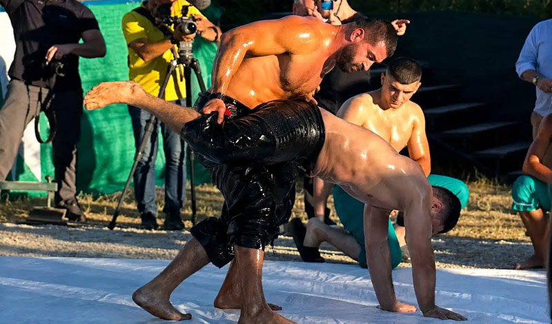 oil wrestling thrace