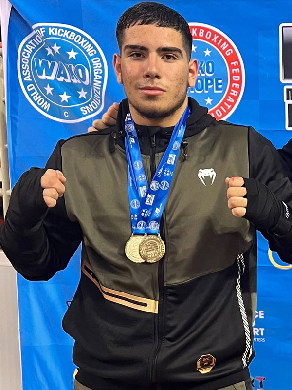 ilias papadeas xrysos panellhnio kickboxing 2025 0