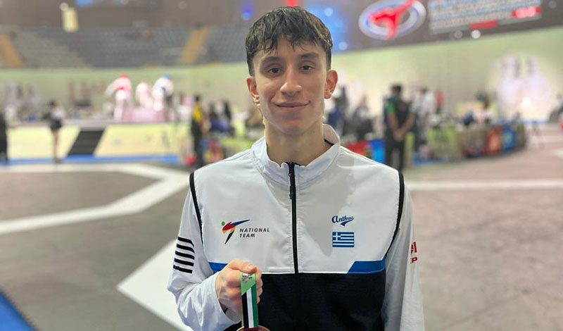 kostas dimitropoulos