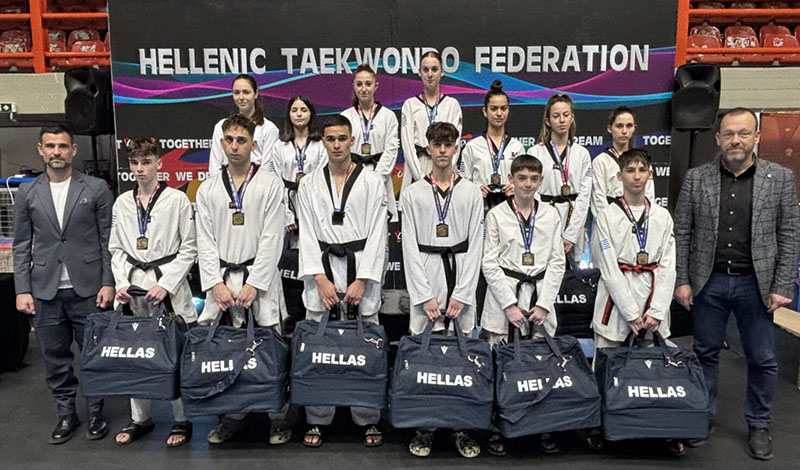 taekwondo panellhnio efivon neanidon