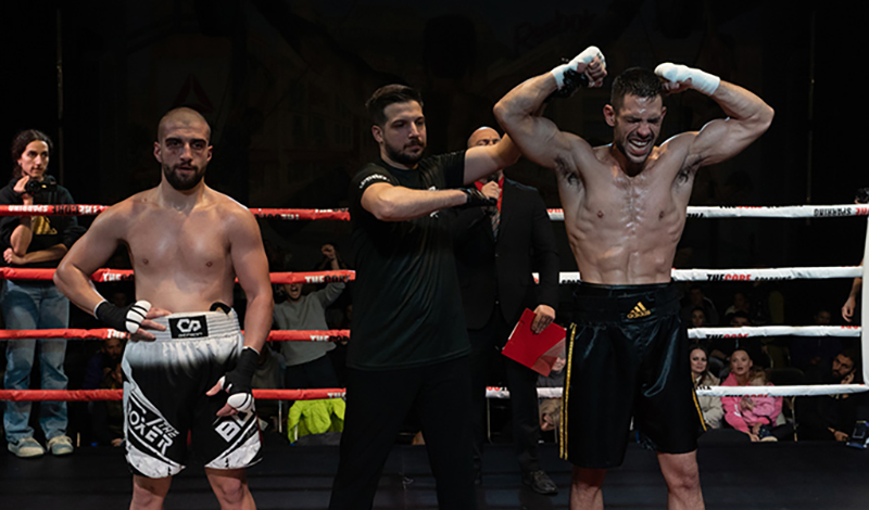 combat strike 7 apotelesmata