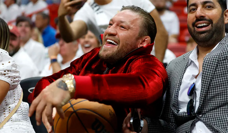 conor mcgregor dana white 03