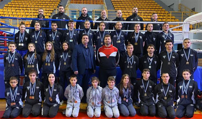 fighters athanasopoulos 0031