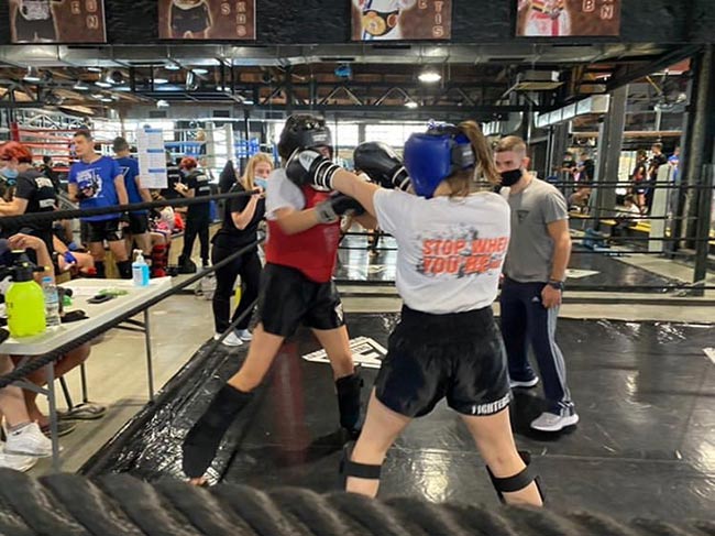 fighters athanasopoulos 939778x