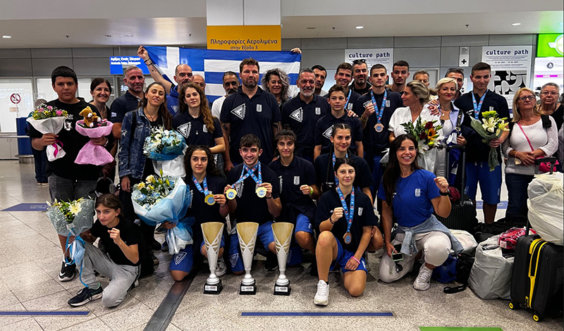 fighters athanasopoulos epityxies pagkosmio wako