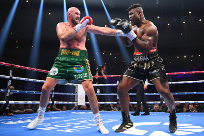 francis ngannou vs tyson fury video