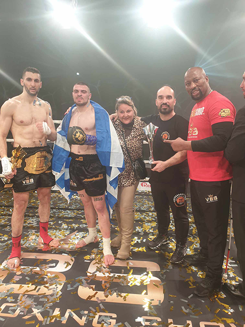 Ο Γιώργος Μακράκης με αντίπαλο τον Ramy Deghir στο VBS της Γαλλίας