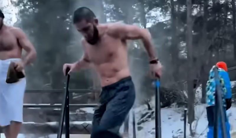 islam makhachev training 1