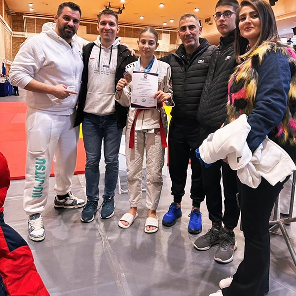 elena koutsougera h2 lab fit and fight 4