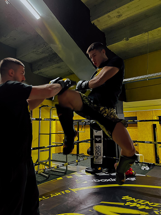 plasaris aris thessalonikis