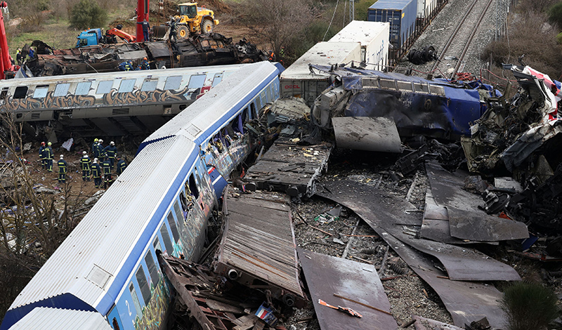 sigkrousi trenon komatoskila