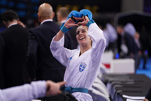 stelina tzilia xalkina karate 1 series a