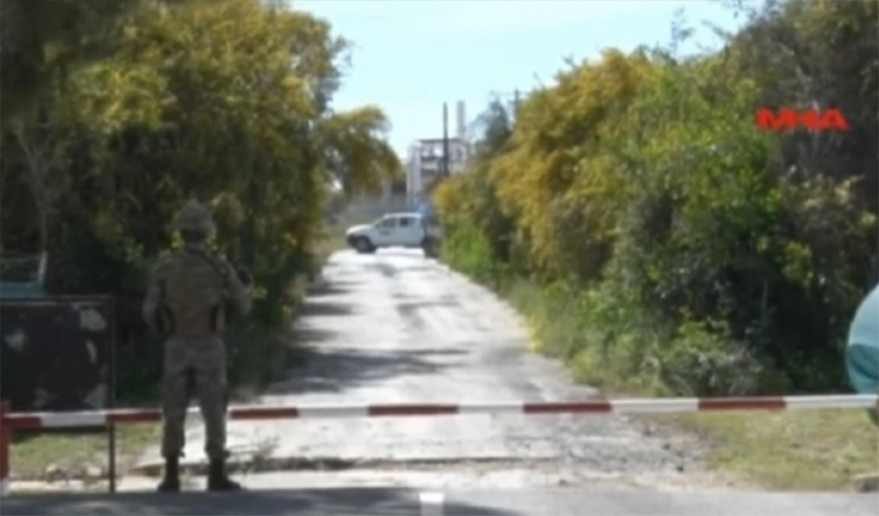 tourkoi stratiotes 33