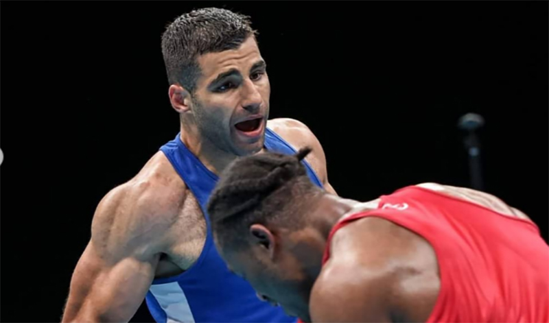 vaggelis nanitzanian 19