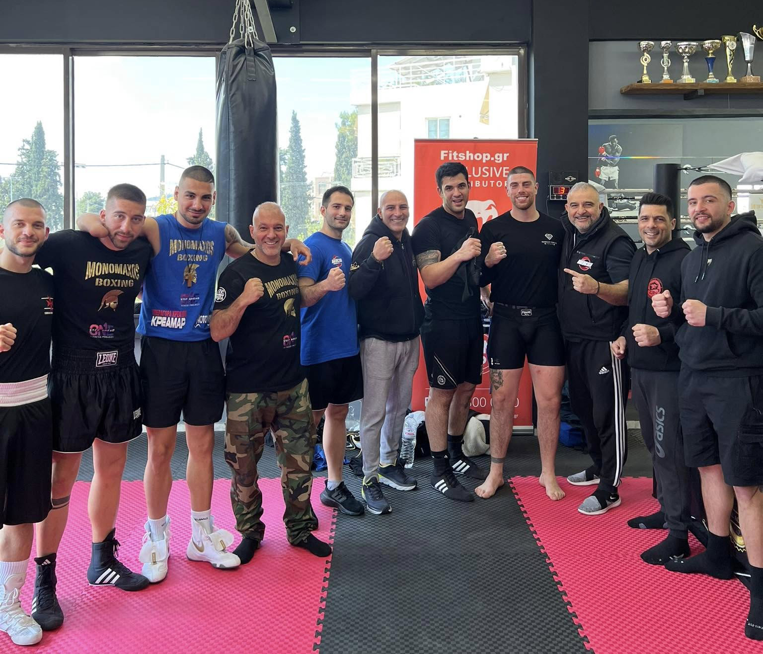 gods of war open politis mogadam 1