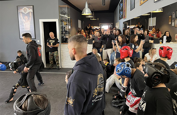 gods of war open politis mogadam 5