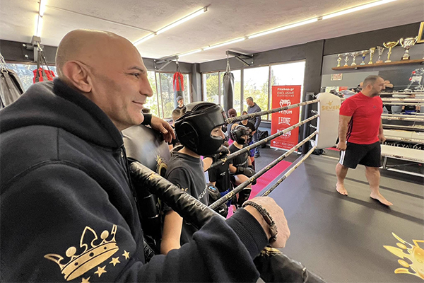 gods of war open politis mogadam 6