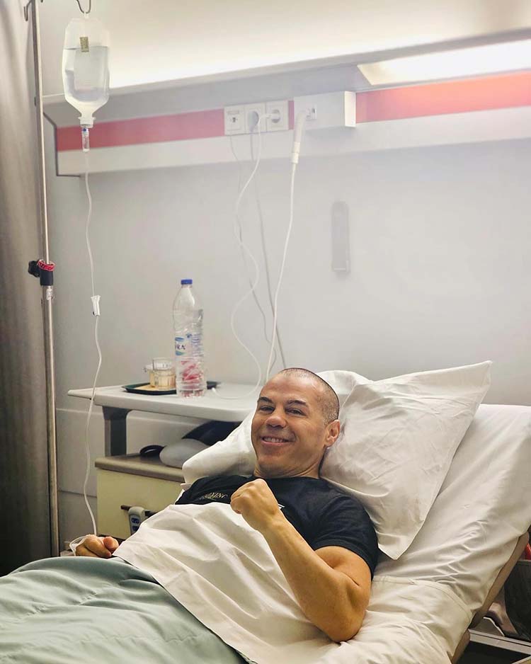 mike zambidis nosokomeio 9