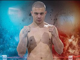 Ο Μιχάλης Τσαμαλίδης κάνει επαγγελματικό ντεμπούτο