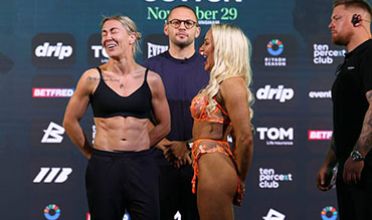 Η Ebonie Cotton αποκάλυψε το στήθος της… κατά λάθος στο face off με την Molly McCann (vid)